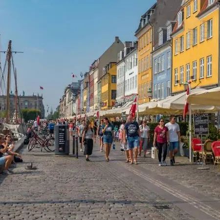 Steps To Forest & Near Copenhagen Sleeps 4 *